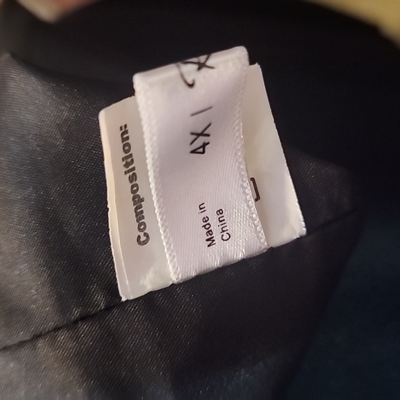 Vest - Picture 5 of 7